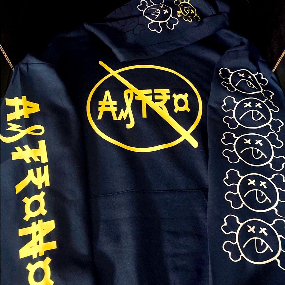 Block Bully’z ‘Astro Not’ hoody.